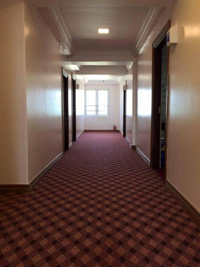 Venus Star Hotel ヤンゴン エクステリア 写真