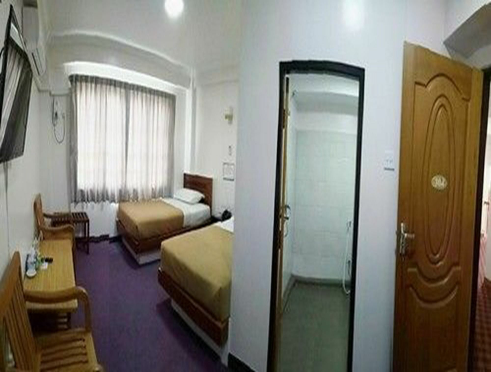Venus Star Hotel ヤンゴン エクステリア 写真