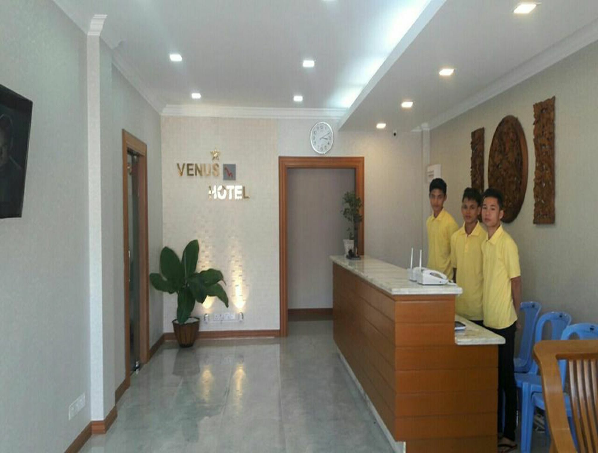 Venus Star Hotel ヤンゴン エクステリア 写真