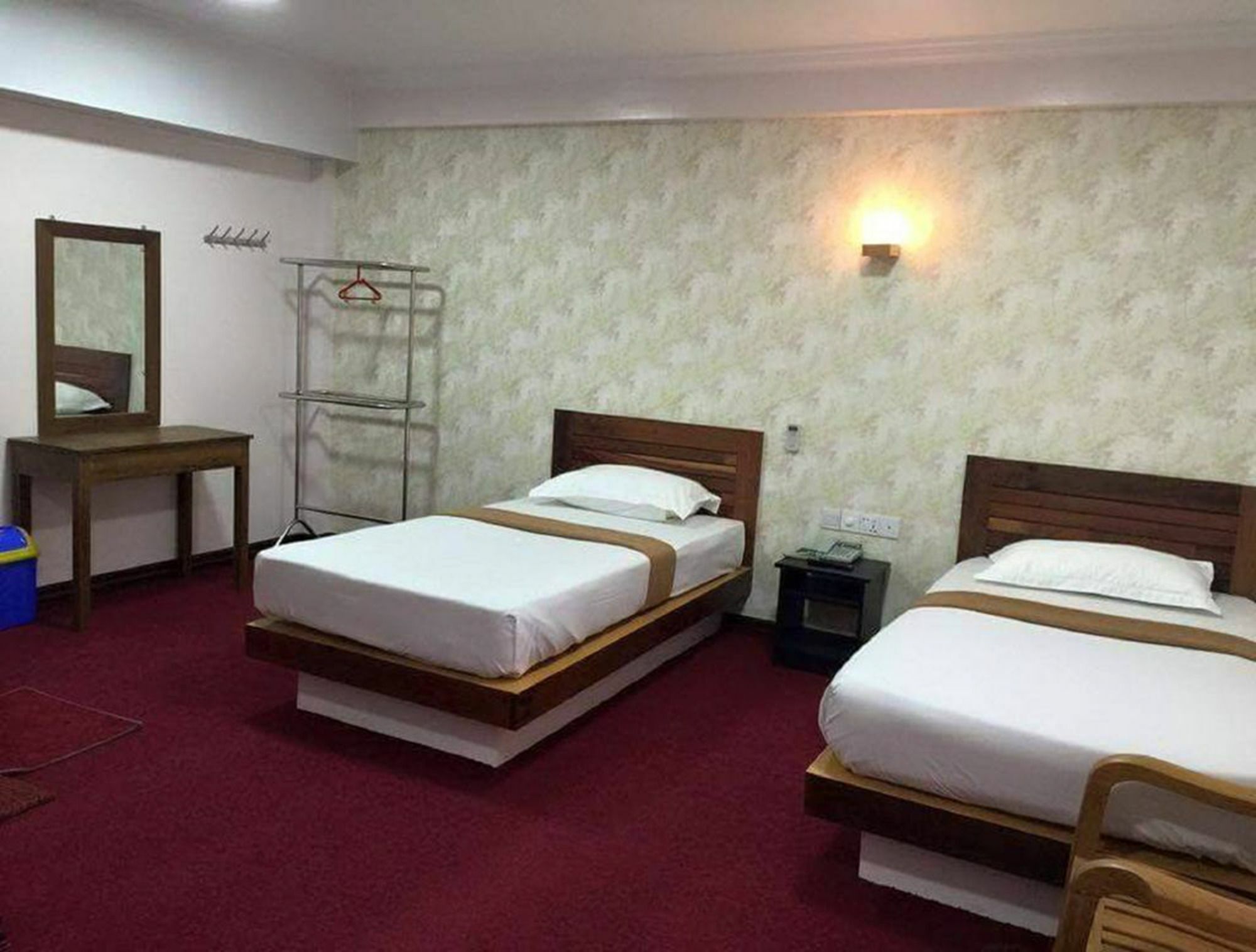Venus Star Hotel ヤンゴン エクステリア 写真