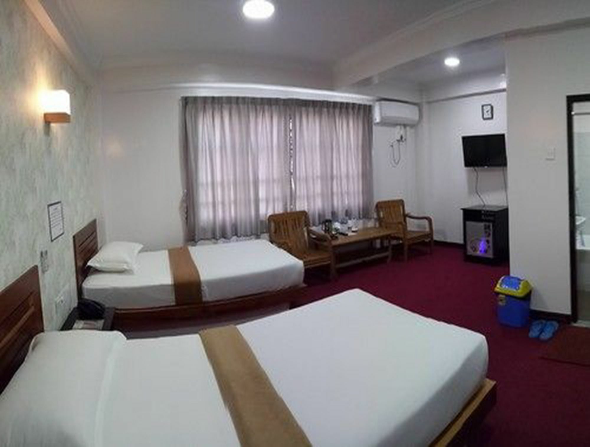 Venus Star Hotel ヤンゴン エクステリア 写真
