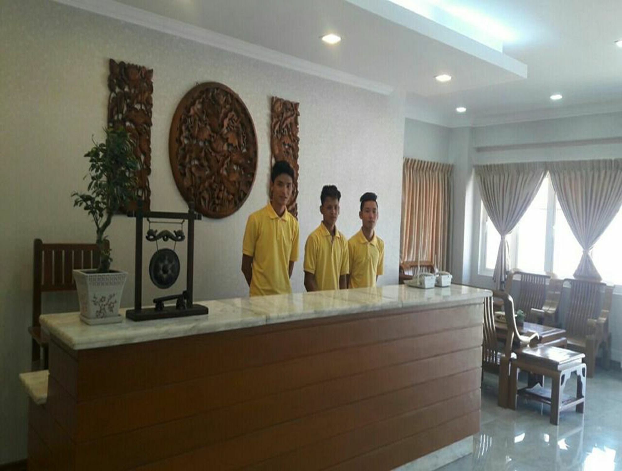 Venus Star Hotel ヤンゴン エクステリア 写真